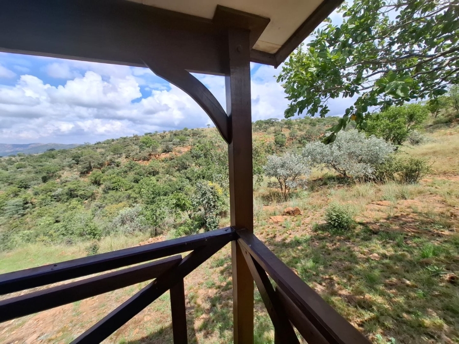 5 Bedroom Property for Sale in Waterkloof East North West